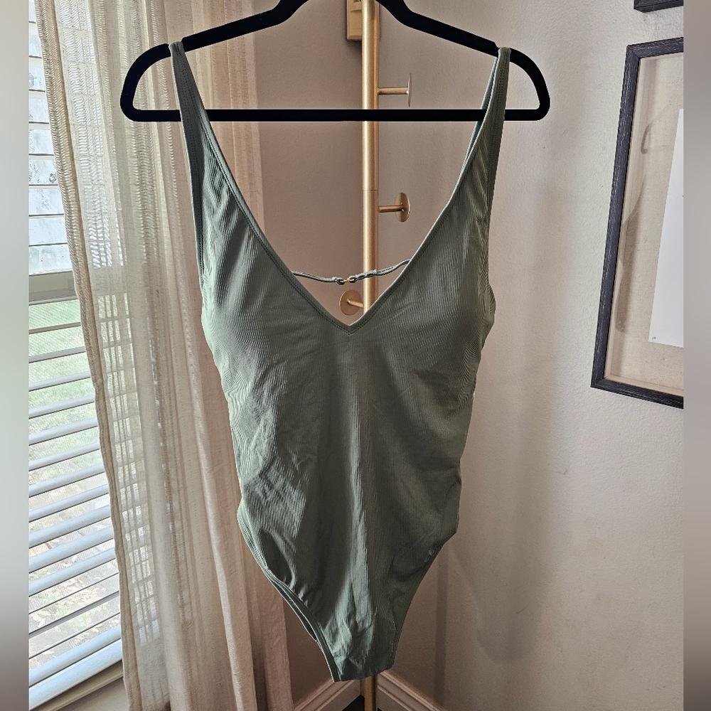 Target Shade and Shore One Piece, Size XL, NWT